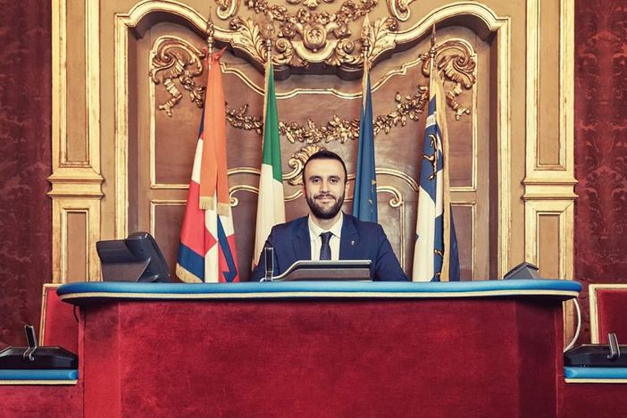 Versaci (M5S) dice no all'apertura al Pd per Torino: "Unico loro interesse è far cadere amministrazione Appendino" Versaci (M5S) dice no all'apertura al Pd per Torino: "Unico loro interesse è far cadere amministrazione Appendino"