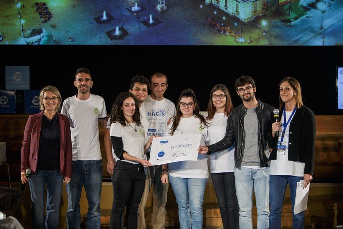Climathon 2018, Torino premia l'albero urbano che raccoglie l'acqua e ripara dal sole Climathon 2018, Torino premia l'albero urbano che raccoglie l'acqua e ripara dal sole