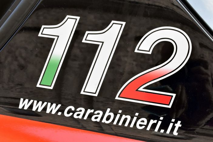 auto dei carabinieri auto dei carabinieri