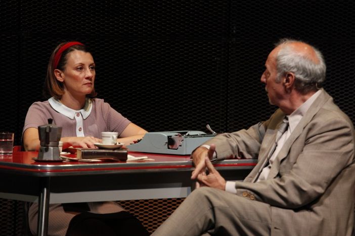 In scena la storia di Mara Cagol e del suo pallone rosso e blu In scena la storia di Mara Cagol e del suo pallone rosso e blu