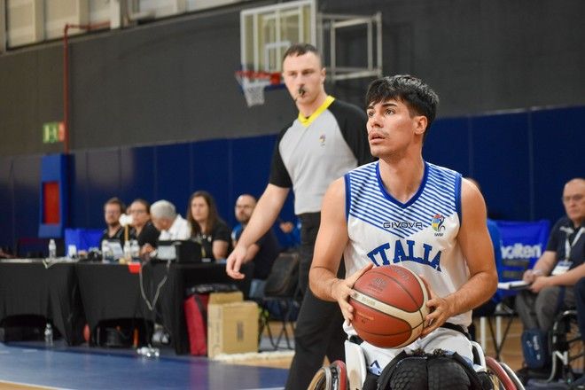 Federico Balsamo gioca a basket da quando ne aveva sei. Nel 2021 l'incidente Federico Balsamo gioca a basket da quando ne aveva sei. Nel 2021 l'incidente