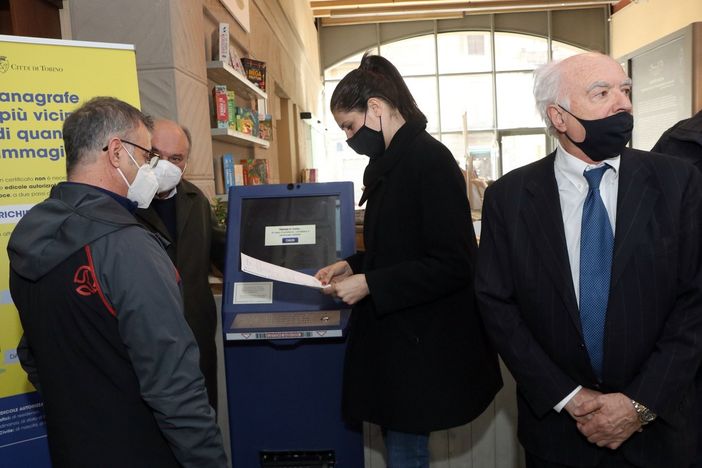 Nuovo sportello anagrafico "self service" da Eataly Lingotto