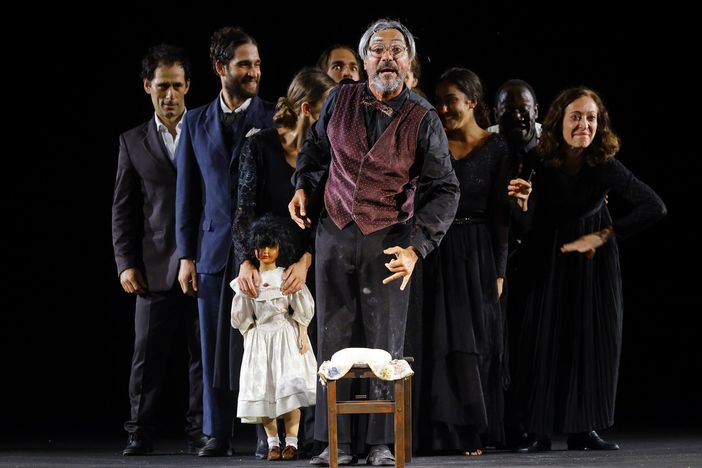 La memoria dei defunti prosegue al teatro Carignano, al debutto "Pupo di zucchero" di Emma Dante La memoria dei defunti prosegue al teatro Carignano, al debutto "Pupo di zucchero" di Emma Dante