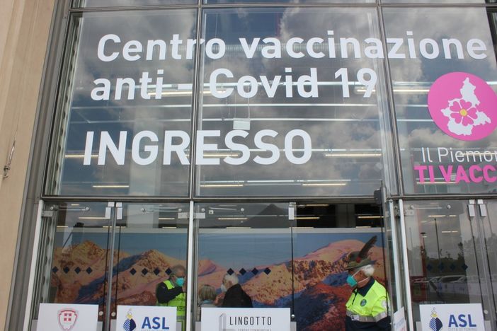 L'hub vaccinale del Lingotto