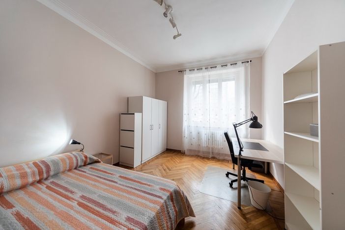 Rendicasa, la società che fa rendere i tuoi immobili garantendoti l’affitto e liberandoti dai problemi Rendicasa, la società che fa rendere i tuoi immobili garantendoti l’affitto e liberandoti dai problemi