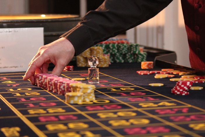 Come diventare un croupier di casinò