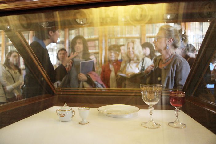 Ricette e servizi della cucina di corte, ecco la mostra alla Biblioteca Reale di Torino