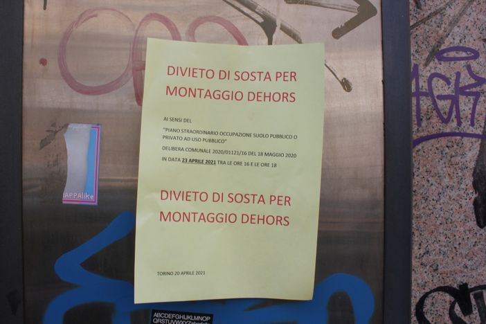 dehors - foto d'archivio