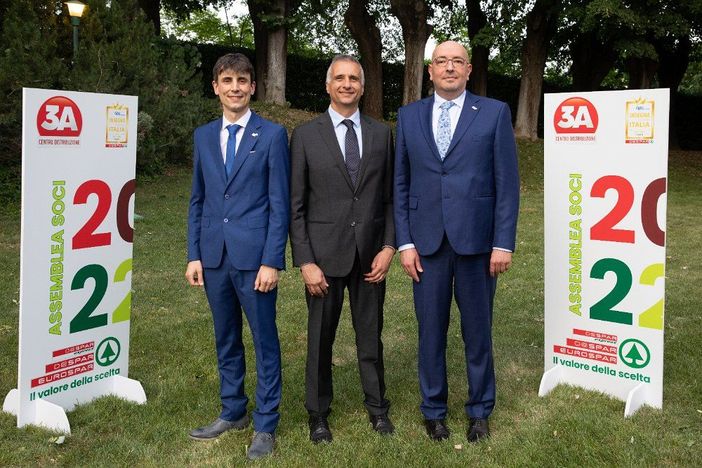 Despar, cambio di guardia nel Gruppo 3A che gestisce i punti vendita del Nord Ovest Despar, cambio di guardia nel Gruppo 3A che gestisce i punti vendita del Nord Ovest