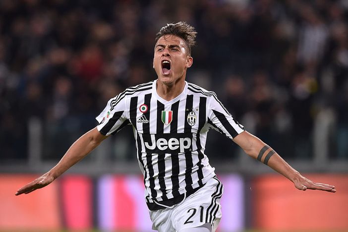 La Juve cala il poker e tenta la fuga: ora attende la risposta di Lazio e Inter La Juve cala il poker e tenta la fuga: ora attende la risposta di Lazio e Inter