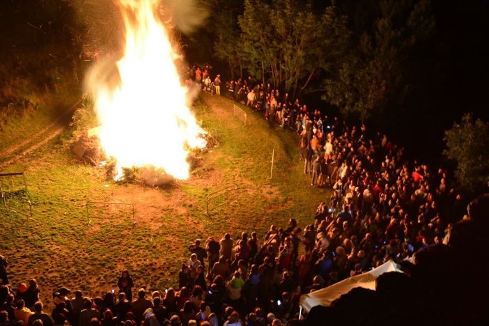 Bardonecchia, il gran falò sotto le stelle per la festa di Sant'Ippolito rinviato a sabato 25 agosto Bardonecchia, il gran falò sotto le stelle per la festa di Sant'Ippolito rinviato a sabato 25 agosto