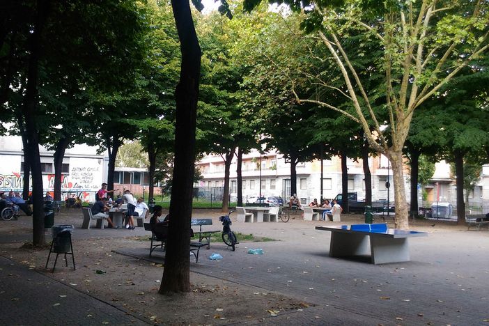 Atti osceni in luogo pubblico, un arresto della Polizia