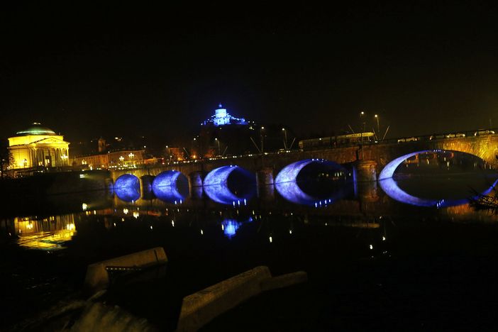 Una nuova luce sulla città