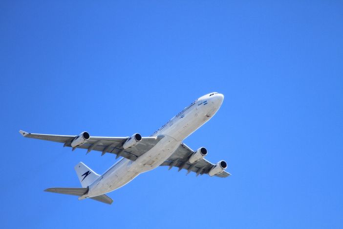Carburanti sostenibili per l'aviazione: un accordo tra il Ministero delle Infrastrutture e il Politecnico Carburanti sostenibili per l'aviazione: un accordo tra il Ministero delle Infrastrutture e il Politecnico