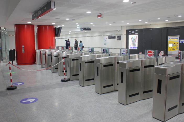 La stazione Bengasi della metropolitana, questa mattina senza passeggeri