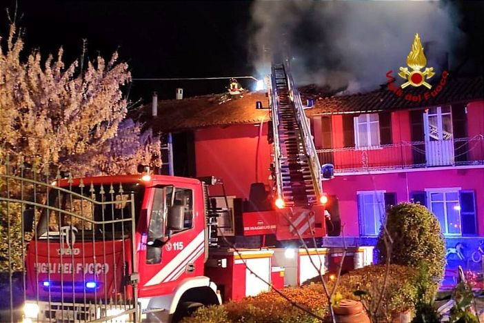 Incendio a Brusasco Incendio a Brusasco