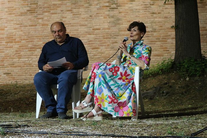 Successo per la torinese Barbara Ronchi della Rocca, che ha aperto la XII edizione del Lavandaso