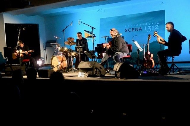 Ieri sera successo per "Lo spettacolo nello spettacolo" a Bardonecchia Ieri sera successo per "Lo spettacolo nello spettacolo" a Bardonecchia