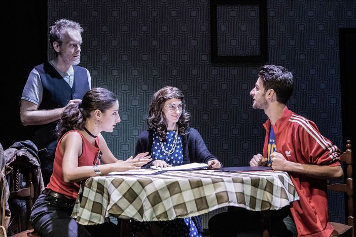 Lucido, l'opera di Rafael Spregelburd arriva sul palco del teatro Astra