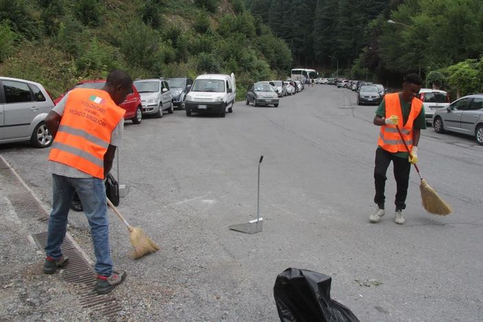 Piossasco e Rivalta accolgono l'invito del Sinodo Valdese contro il Decreto Salvini