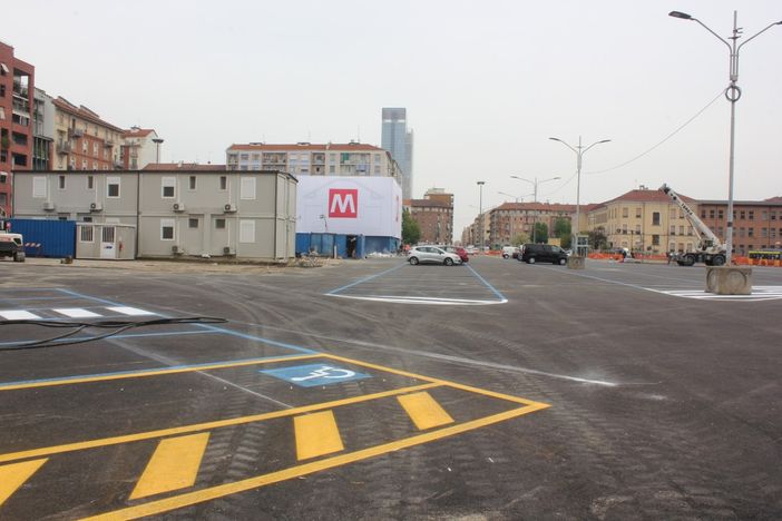 In foto piazza Bengasi, luogo dove è più diffuso lo spaccio