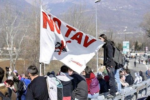 Frediani (M5S): "Torino-Lione devastante per l'ambiente e per l'economia" Frediani (M5S): "Torino-Lione devastante per l'ambiente e per l'economia"