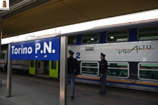Controlli straordinari della polizia alla stazione di Porta Nuova