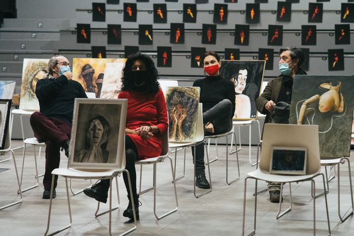 Mais e Rosso Indelebile sulle tracce della parità contro la violenza di genere Mais e Rosso Indelebile sulle tracce della parità contro la violenza di genere