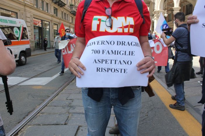 foto di repertorio di una protesta dei dipendenti ex Embraco