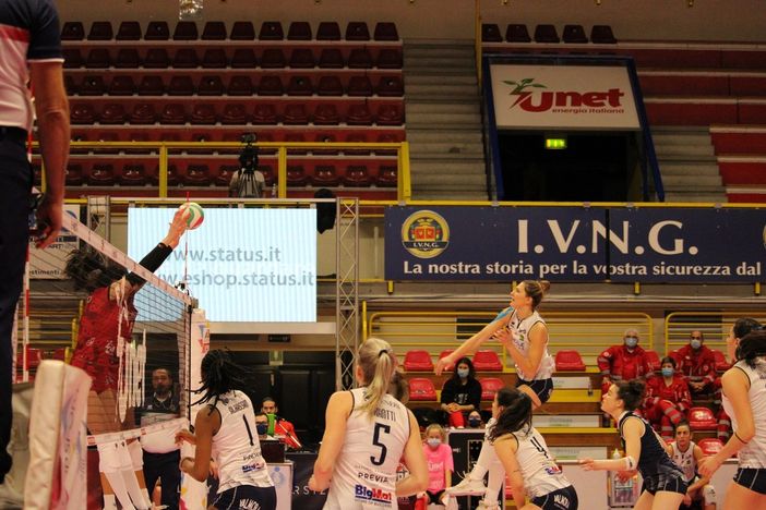 La campagna abbonamenti 2020/2021 della Reale Mutua Fenera Chieri ’76