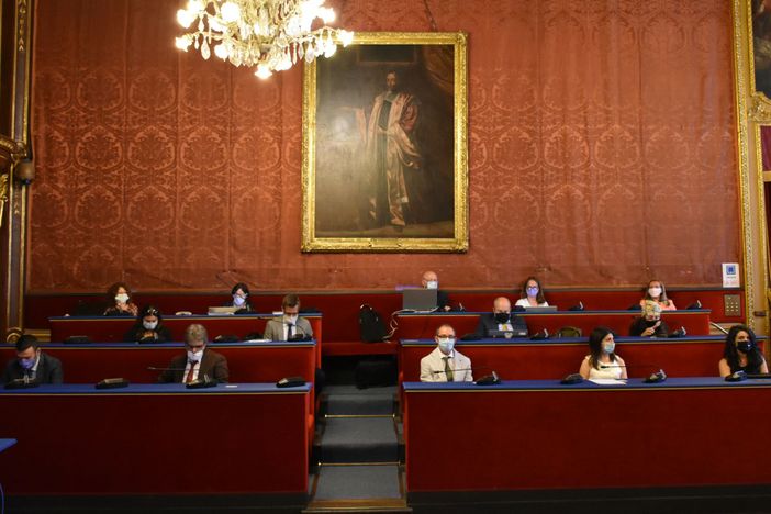 Si completa la riforma del decentramento: approvate le modifiche al regolamento