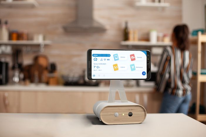 smartphone usato per la domotica