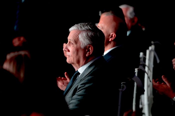 Sciopero contro il governo, Tajani: "Scontri e violenze inaccettabili" Sciopero contro il governo, Tajani: "Scontri e violenze inaccettabili"