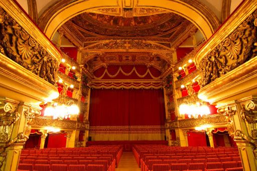 Teatro Stabile, spettacoli annullati per l'allarme Coronavirus: rimborso dei biglietti in segreteria Teatro Stabile, spettacoli annullati per l'allarme Coronavirus: rimborso dei biglietti in segreteria