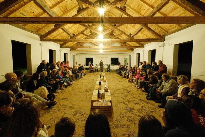 “Beica Ben!” porta l’identità occitana a Torino con un evento esperienziale firmato dai LabPerm “Beica Ben!” porta l’identità occitana a Torino con un evento esperienziale firmato dai LabPerm