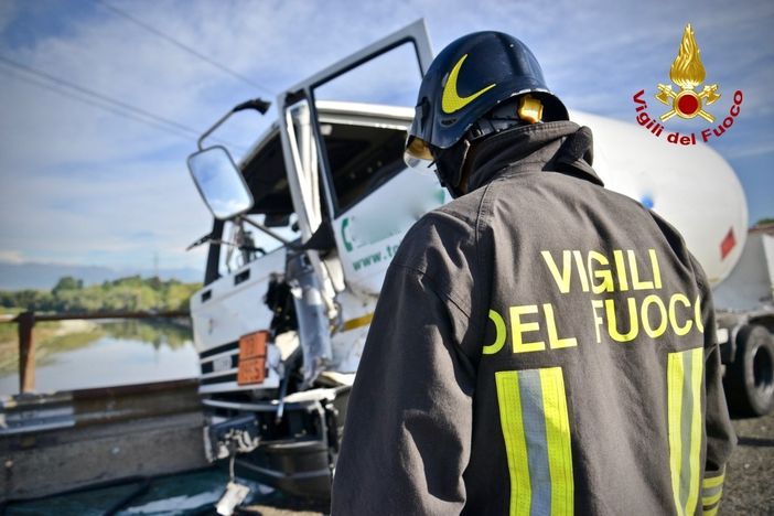Incidente questa mattina sulla provinciale a Fiano, ferito un conducente