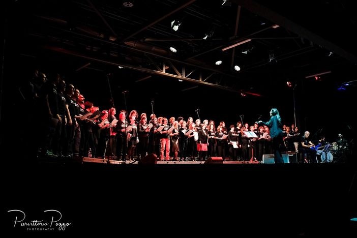 I Vocal eXcess cantano al Carignano per le donne vittime di violenza: “Ascolto assoluto, senza pregiudizi”