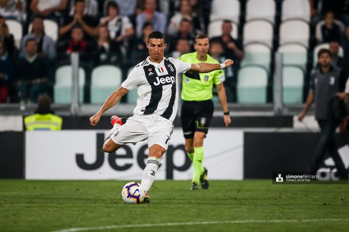 Cristiano Ronaldo guiderà l'attacco bianconero in quel di Genova Cristiano Ronaldo guiderà l'attacco bianconero in quel di Genova