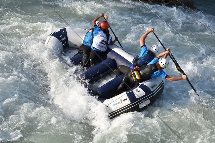 Oggi l’Italia apre i Mondiali Junior e Under 23 di rafting sulla Dora Baltea