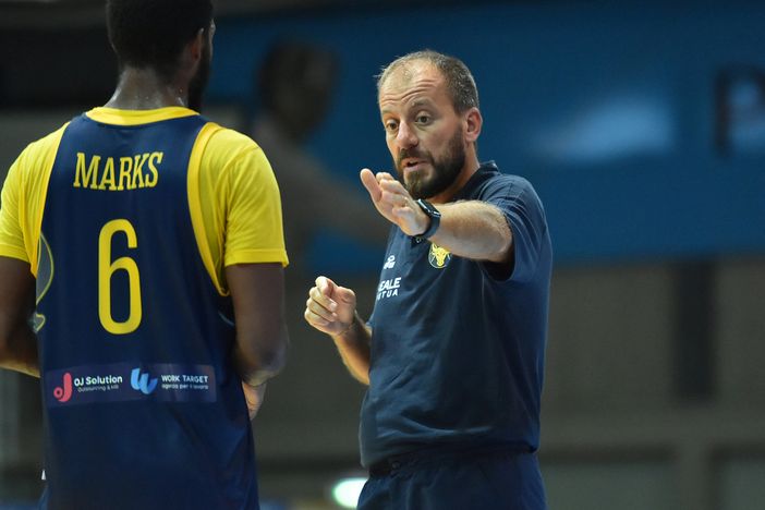 Questa sera la Basket Torino affronta l'ambiziosa Pallacanestro Cantù Questa sera la Basket Torino affronta l'ambiziosa Pallacanestro Cantù