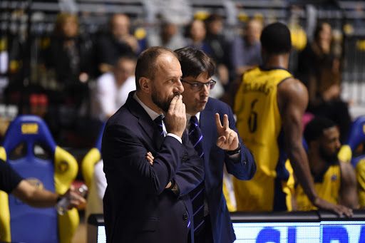 Reale Mutua Basket Torino: alle 19 di oggi, venerdì 3 aprile, intevista live con coach Cavina Reale Mutua Basket Torino: alle 19 di oggi, venerdì 3 aprile, intevista live con coach Cavina