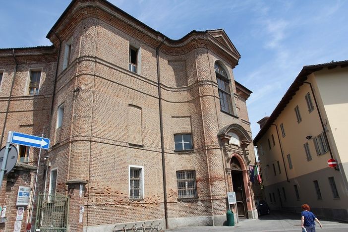 Donati all’Ospedale di Carmagnola i soldi raccolti dal Salsasio con il progetto “Dai un calcio al Coronavirus”