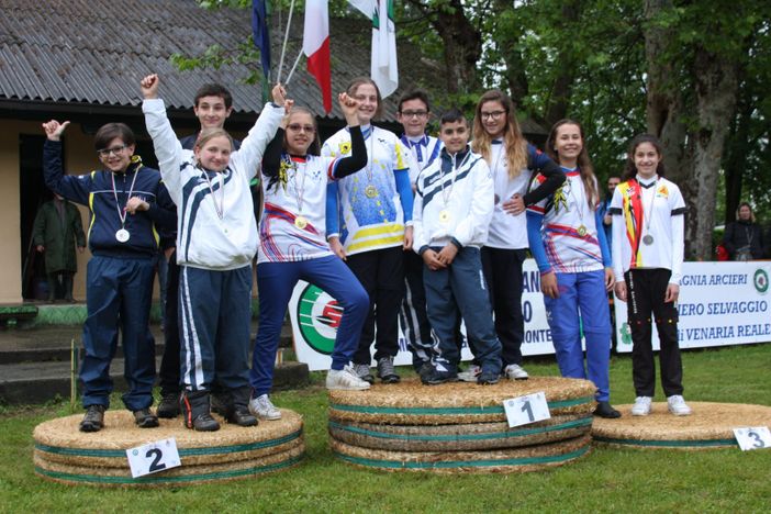 Tiro con l'arco: fase estiva del Trofeo Pinocchio e Campionato Regionale Giovanile Tiro con l'arco: fase estiva del Trofeo Pinocchio e Campionato Regionale Giovanile