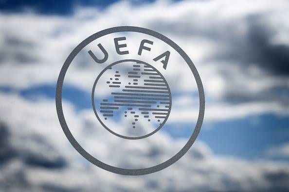 Uefa “pazzesca”: Juventus-Lione a porte aperte. Ma il Governo dovrebbe dire “no” Uefa “pazzesca”: Juventus-Lione a porte aperte. Ma il Governo dovrebbe dire “no”