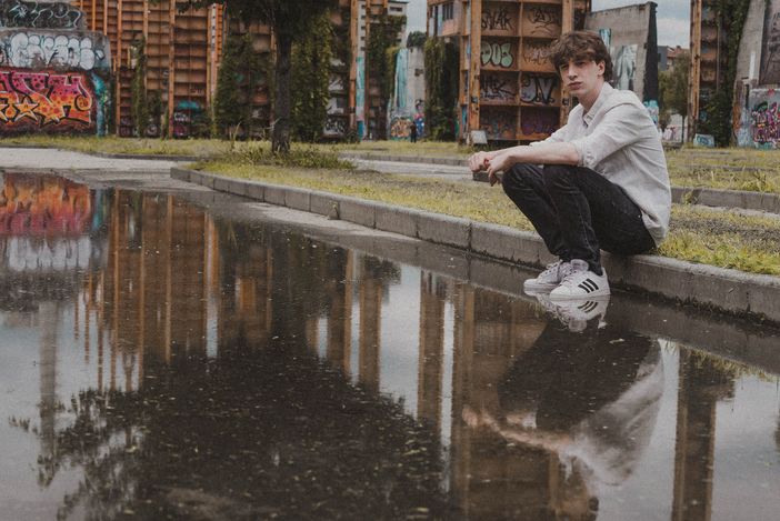 Neno: "Nel mio singolo 'Bla bla bla' rifletto sul rapporto dei social nella nostra vita" Neno: "Nel mio singolo 'Bla bla bla' rifletto sul rapporto dei social nella nostra vita"