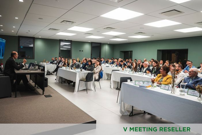 Formazione d’eccellenza e confronto: a Saluzzo il V Meeting Reseller eVISO Formazione d’eccellenza e confronto: a Saluzzo il V Meeting Reseller eVISO