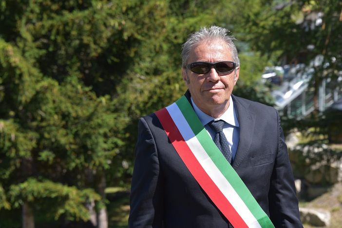 Poncet si conferma sindaco di Sestriere, passando per il voto