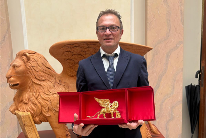 Gianluca Alunni vince il Leone d'Oro: un altro riconoscimento per la medicina torinese Gianluca Alunni vince il Leone d'Oro: un altro riconoscimento per la medicina torinese