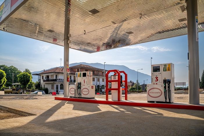 Carte di credito clonate dopo il pieno di benzina, scatta l'allarme a Moncalieri (foto di archivio) Carte di credito clonate dopo il pieno di benzina, scatta l'allarme a Moncalieri (foto di archivio)