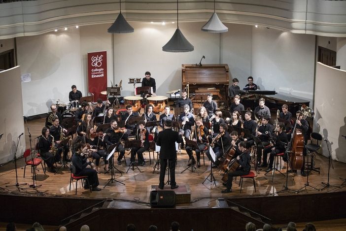 Il Collegio Einaudi consegna 100.000 euro in premi per i migliori allievi in occasione del Concerto degli Auguri